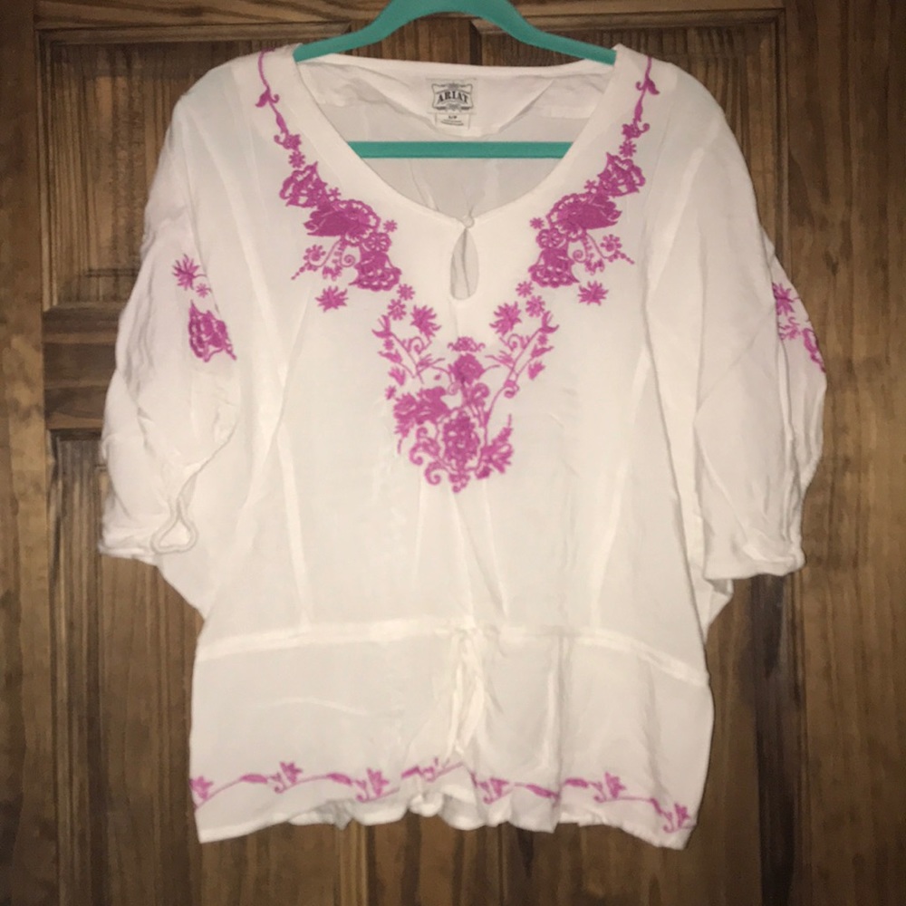 Ariat top